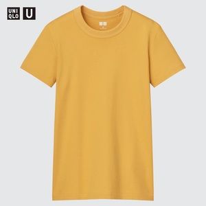 Uniqlo tshirt
